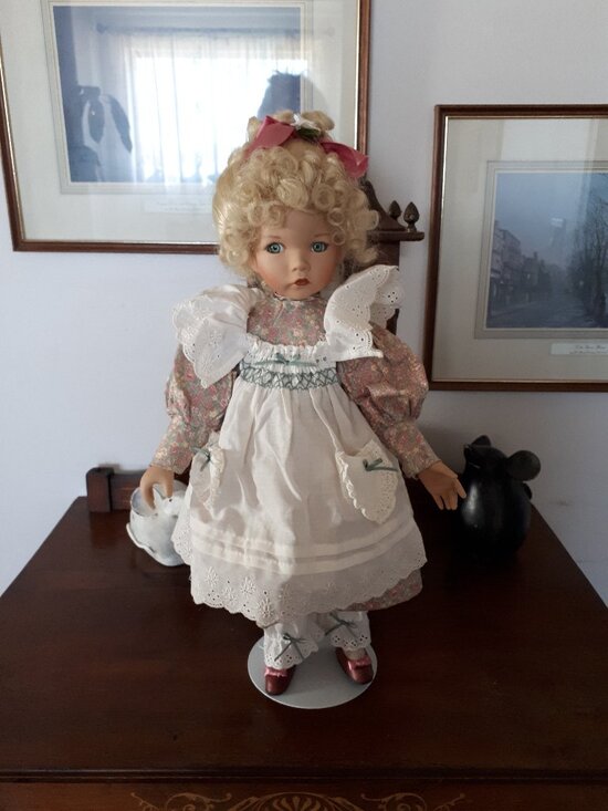 Other - Gorgeous Porcelain Doll with Stand